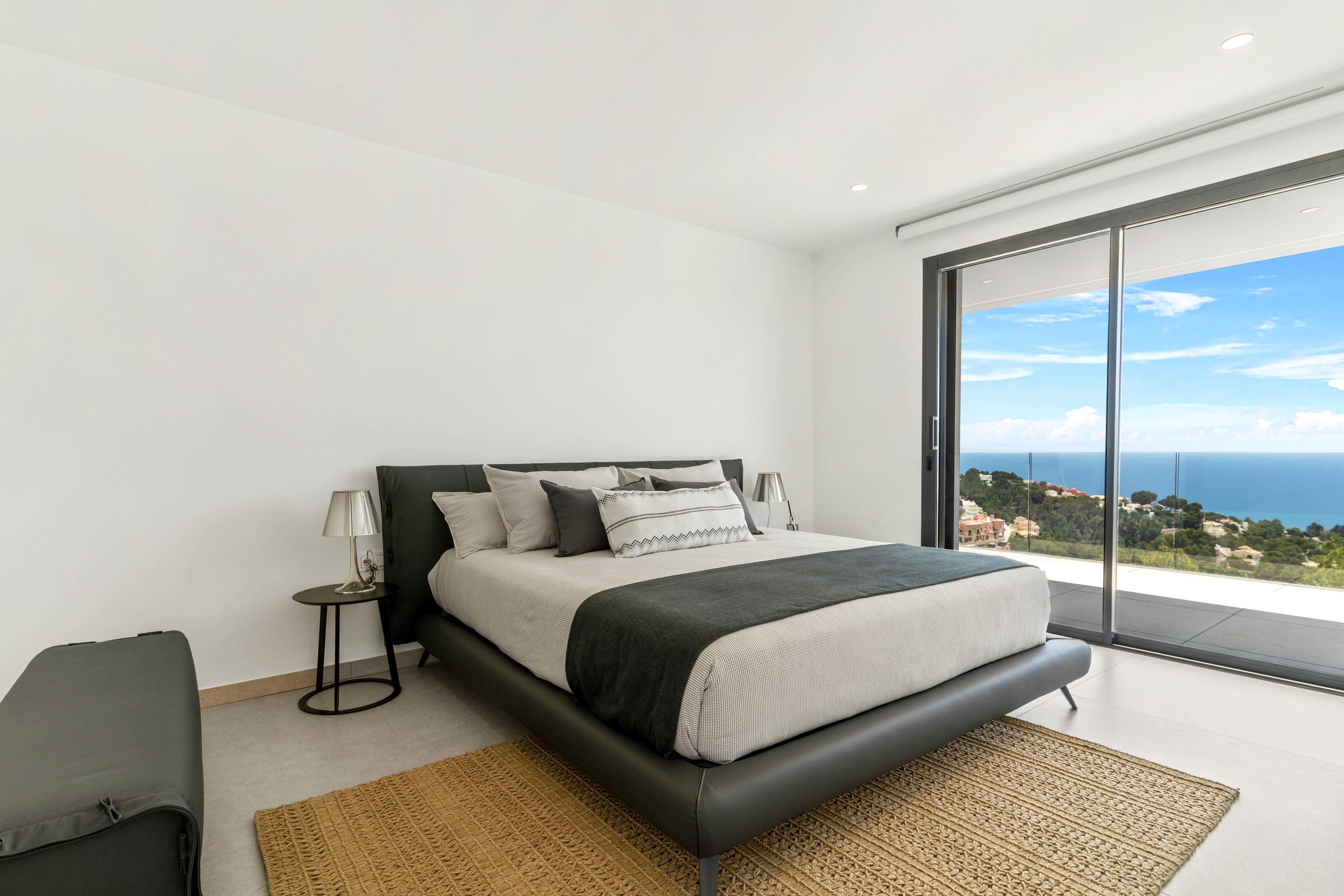Villa contemporaine exclusive meublée avec vue sur la mer à Altea