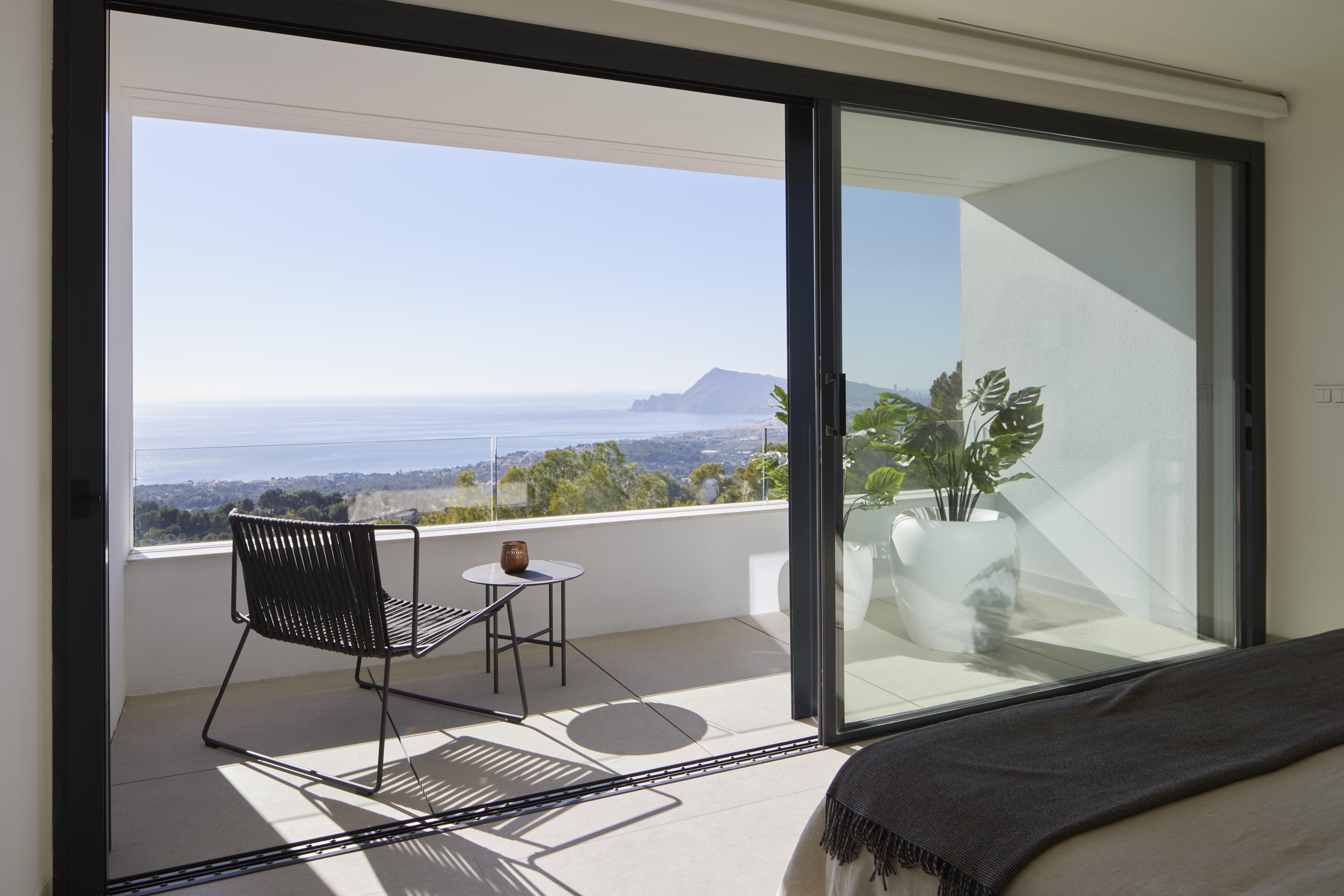 Villa contemporaine exclusive meublée avec vue sur la mer à Altea