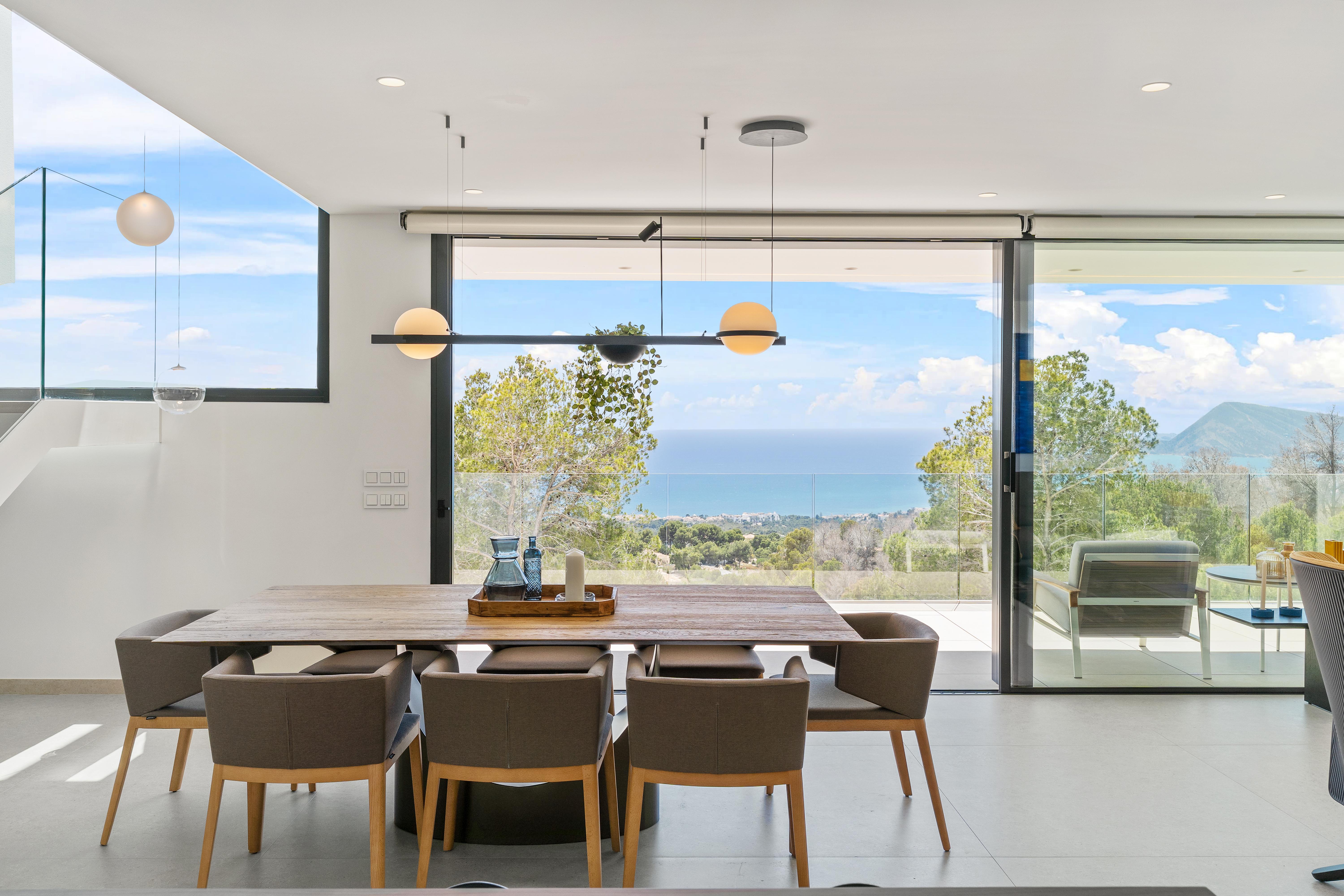 Villa contemporaine exclusive meublée avec vue sur la mer à Altea