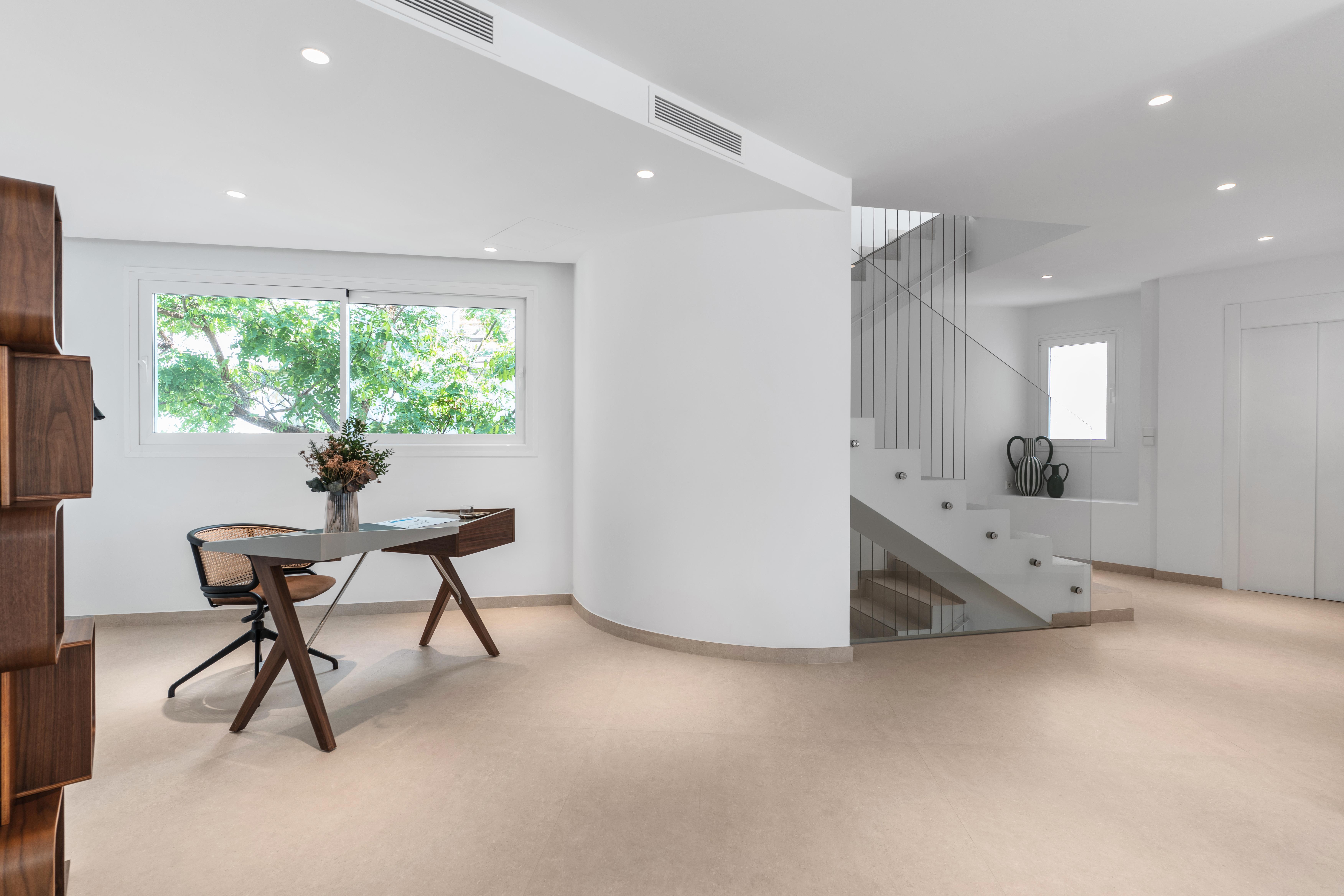 Villa moderne exclusive avec 4 chambres et terrasses panoramiques à Altea