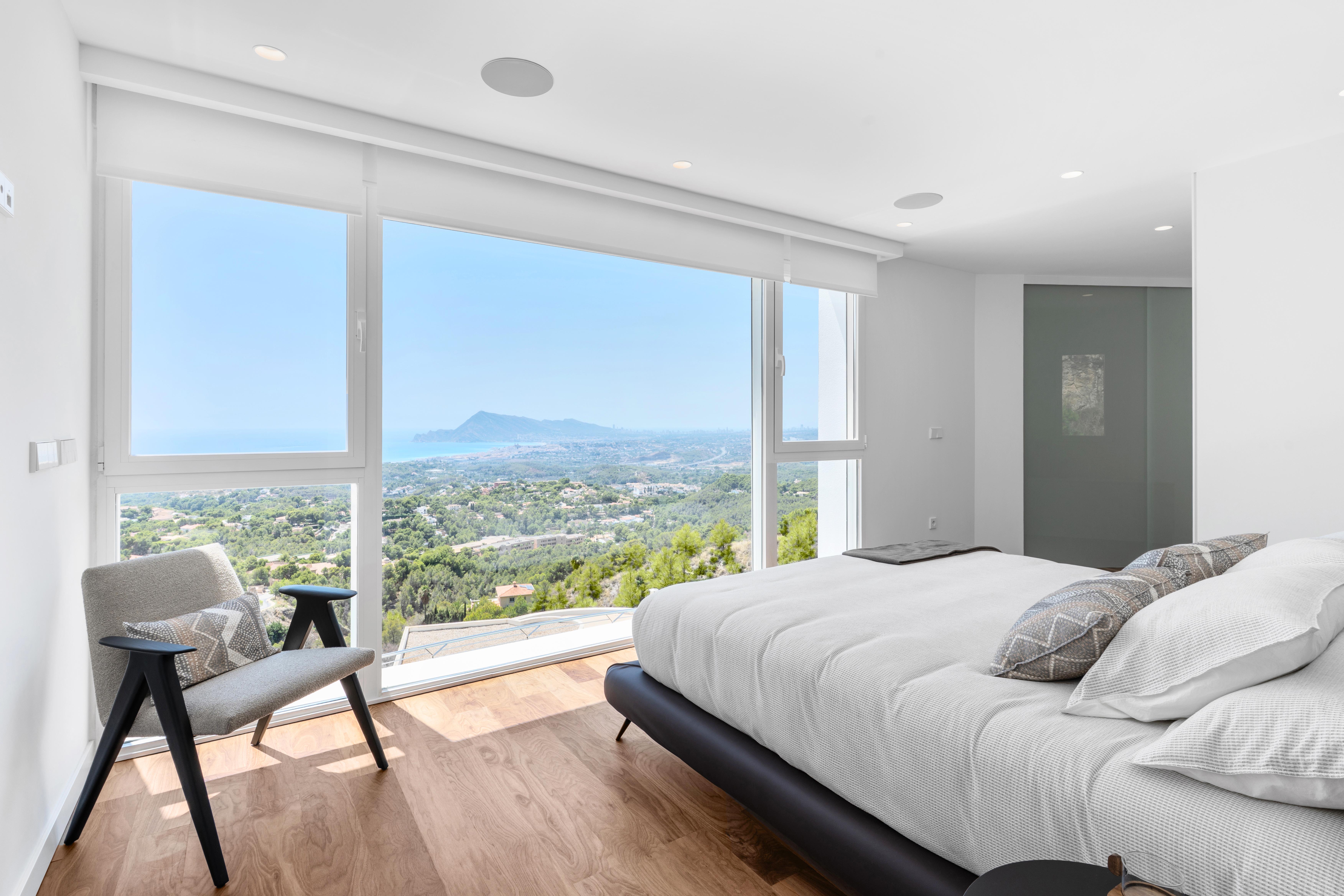 Villa moderne exclusive avec 4 chambres et terrasses panoramiques à Altea
