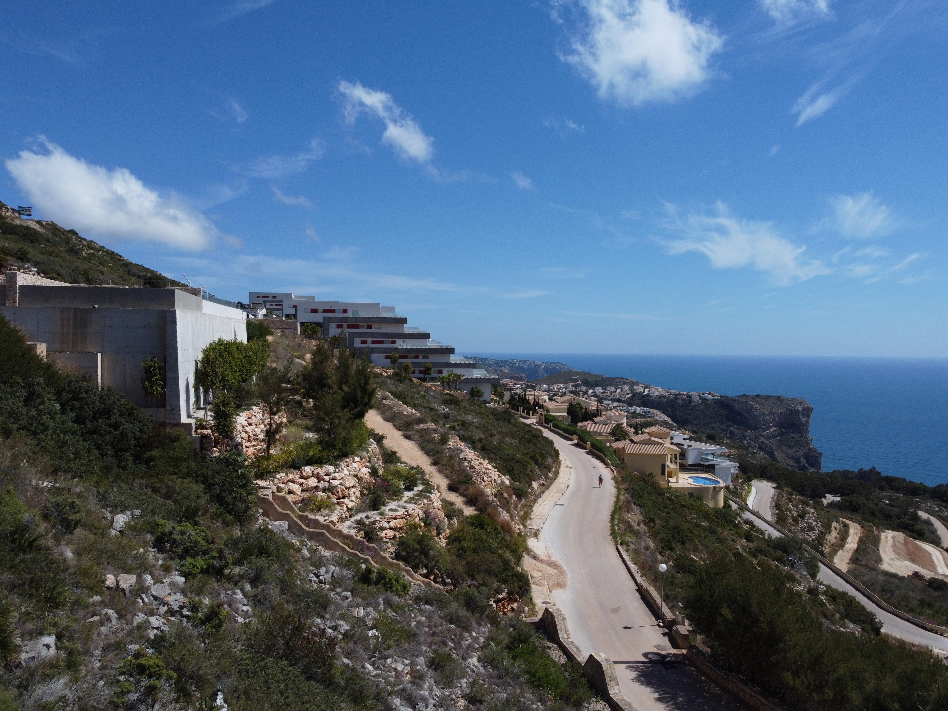 Moderne villa met 3 slaapkamers, panoramische terrassen en premium afwerkingen