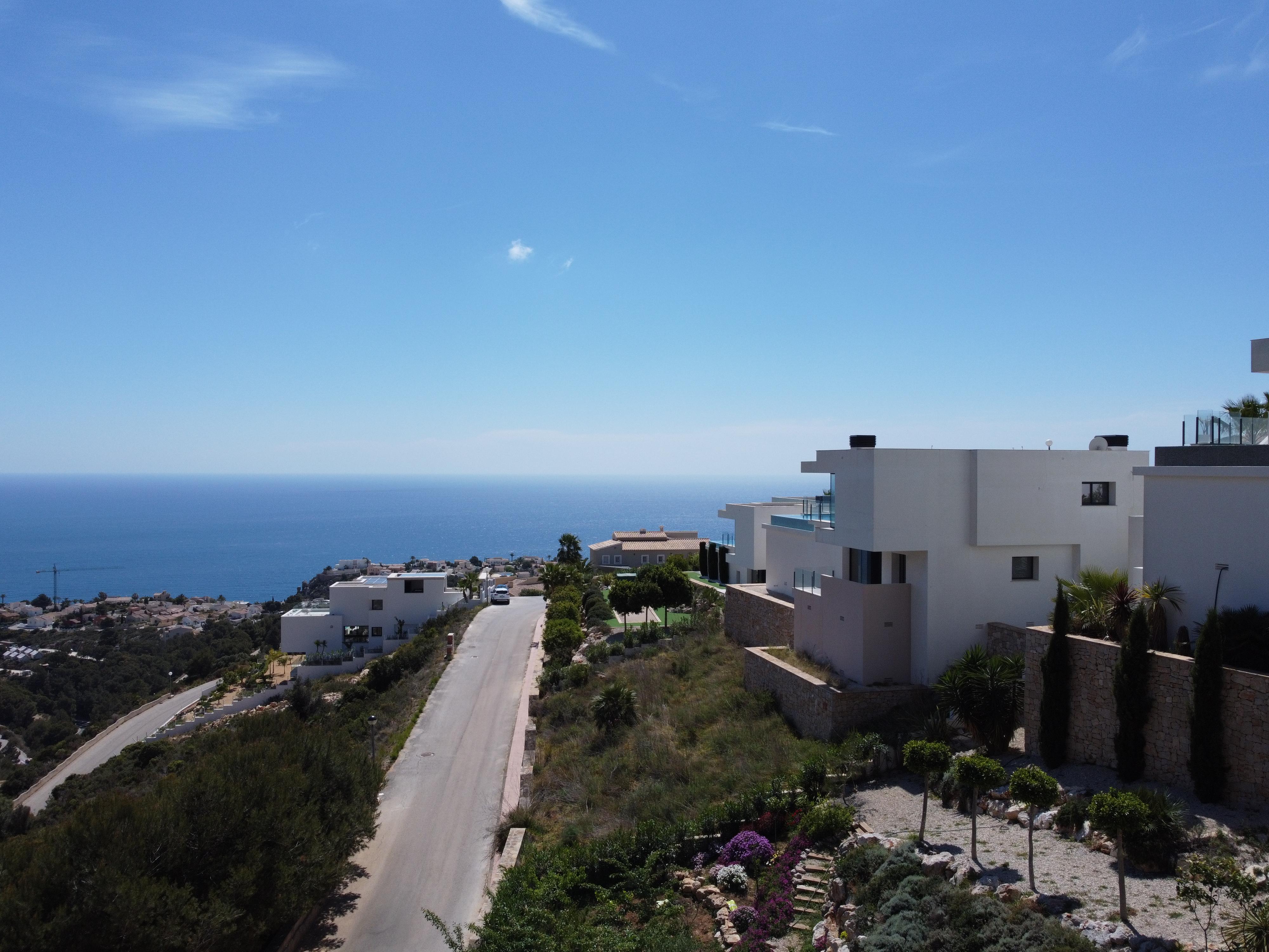 Moderne villa met 3 slaapkamers, panoramische terrassen en premium afwerkingen