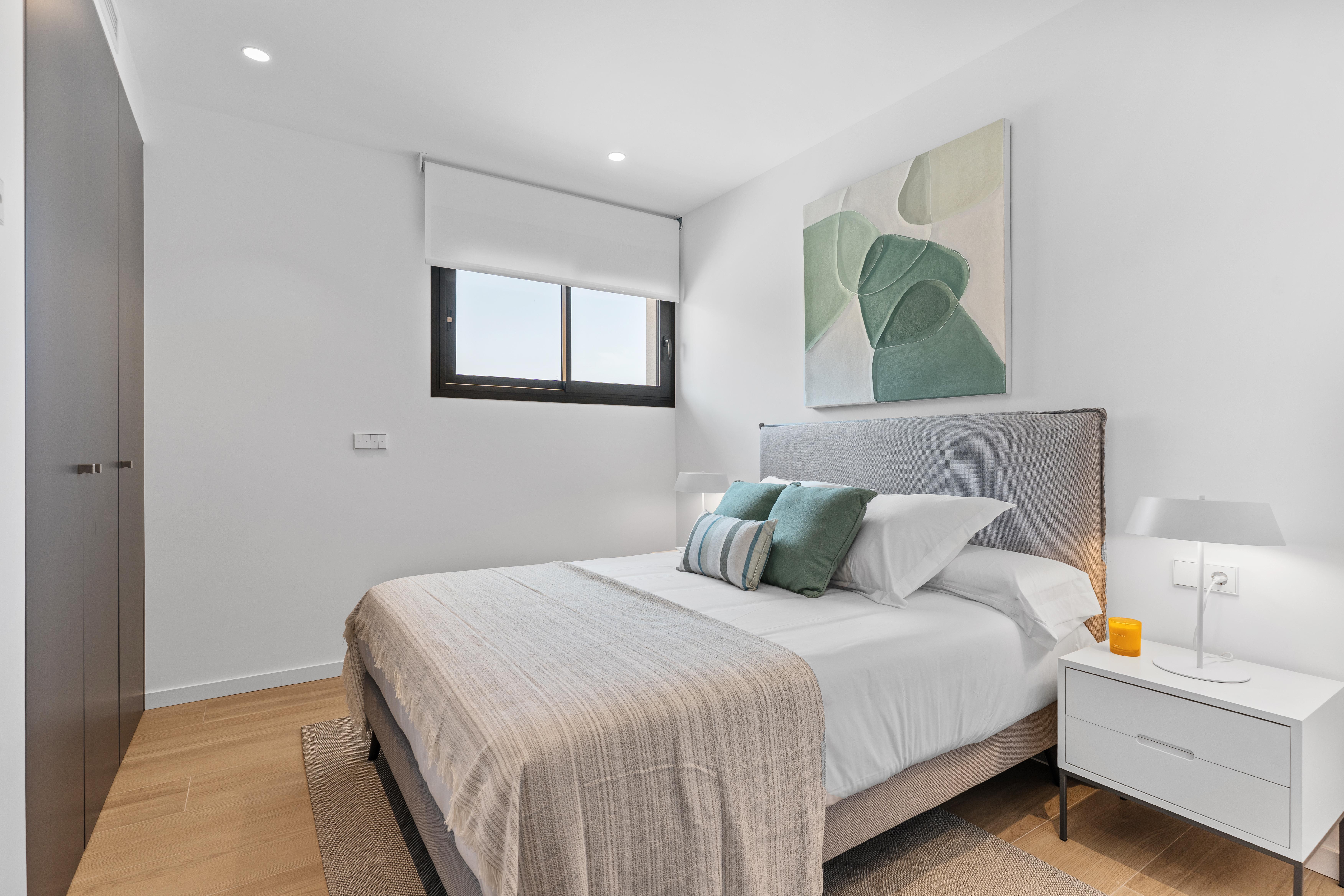 Appartement moderne de 2 chambres et 2 salles de bains avec terrasse-jardin.
