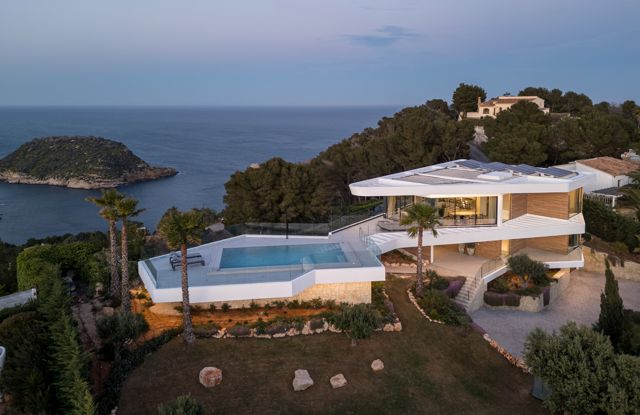 Exclusive Villa for sale Portixol - Porticholl, Jávea