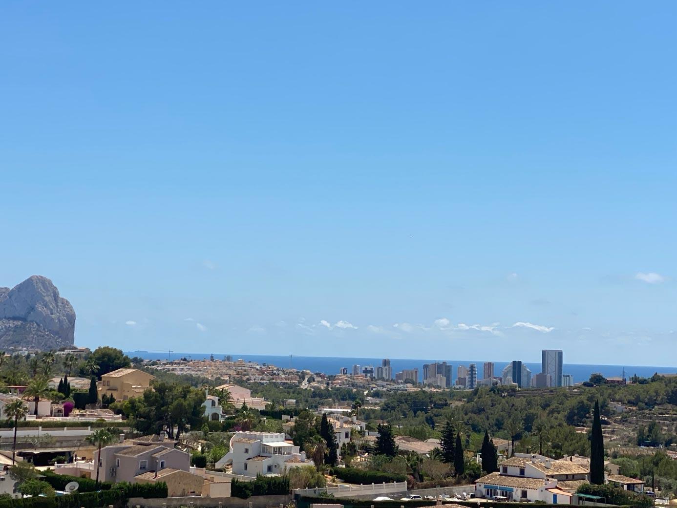 Villa exclusive à Calpe avec vue sur la mer depuis toutes les pièces et piscine privée.