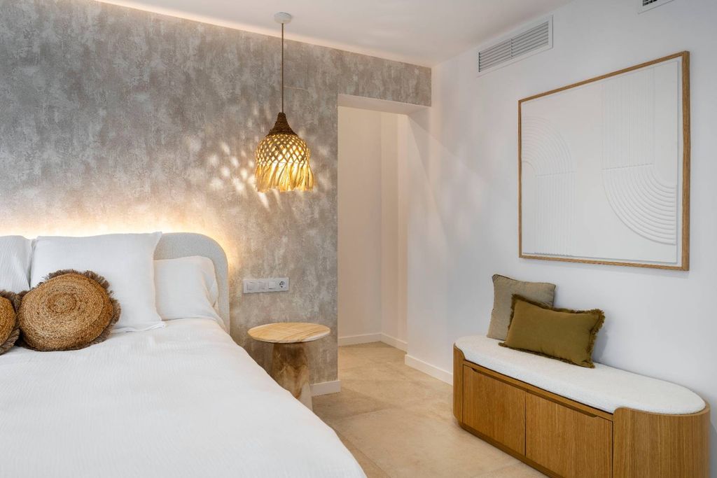 Villa exclusive de style ibicenco à Altea avec vue sur la mer et piscine privée.