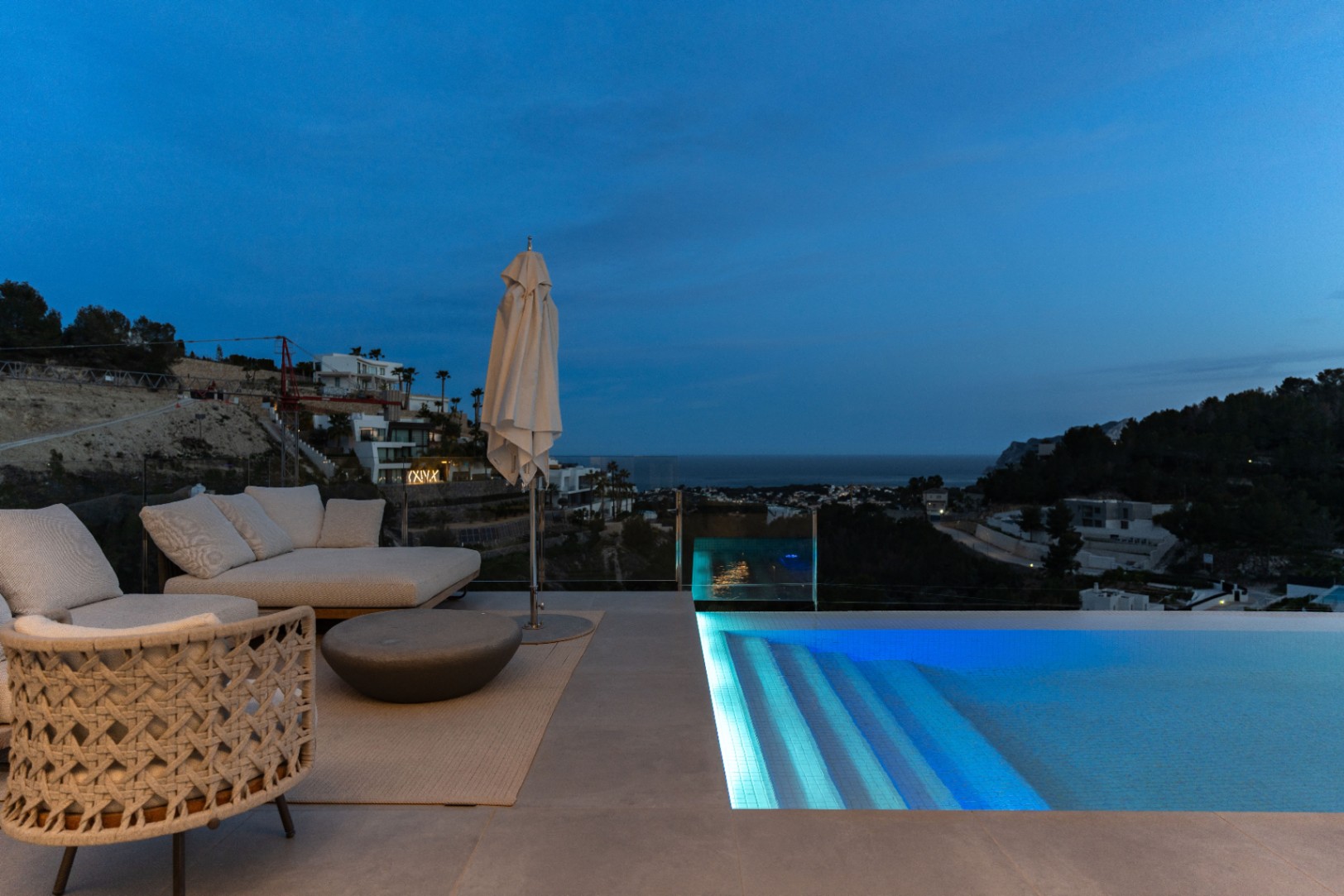 Luxe villa met panoramisch zeezicht in Benissa Costa – modern ontwerp, spa, infinity pool en maximaal comfort