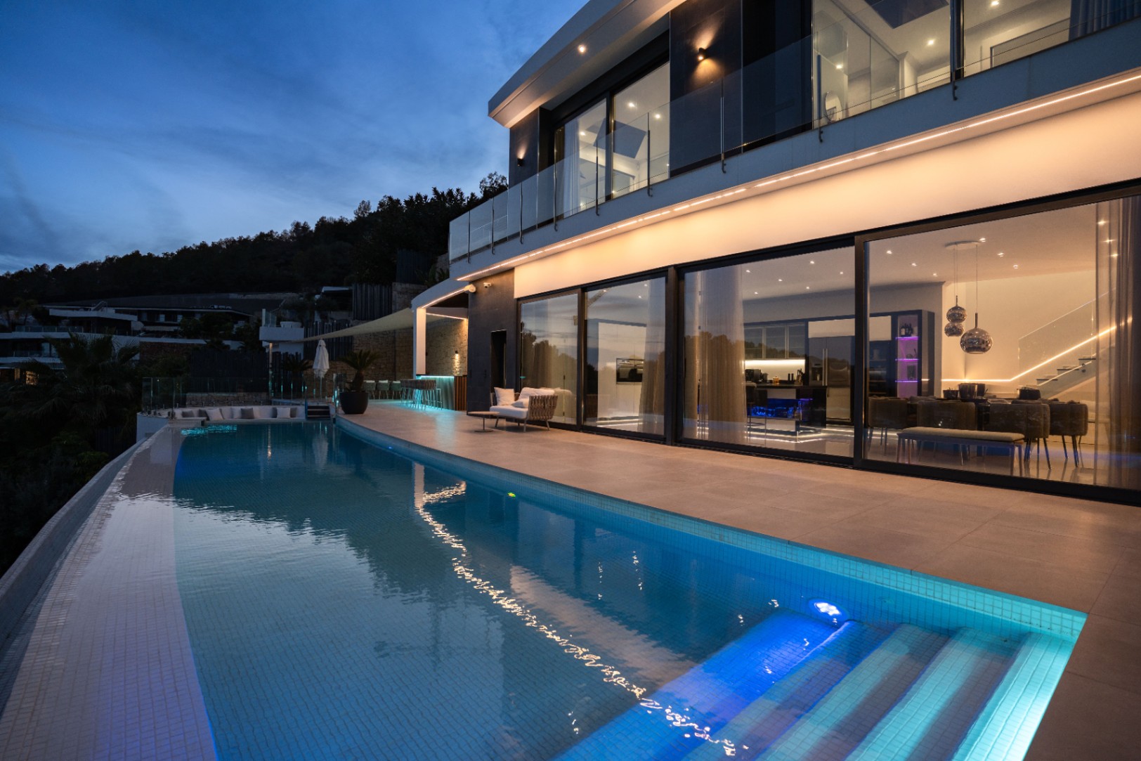 Luxe villa met panoramisch zeezicht in Benissa Costa – modern ontwerp, spa, infinity pool en maximaal comfort