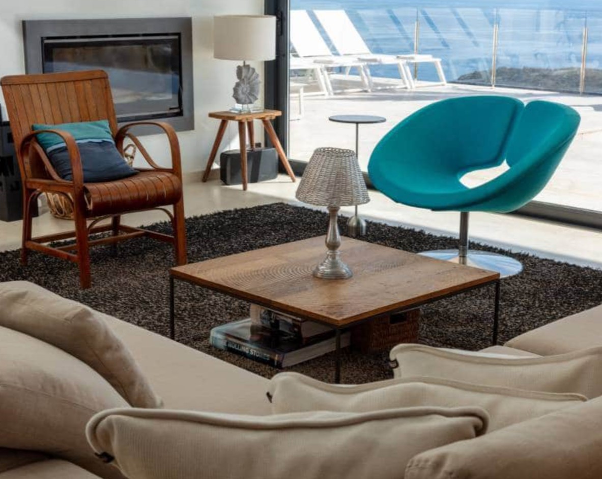 Villa de luxe avec vues panoramiques sur la mer à Moraira – design moderne, piscine chauffée