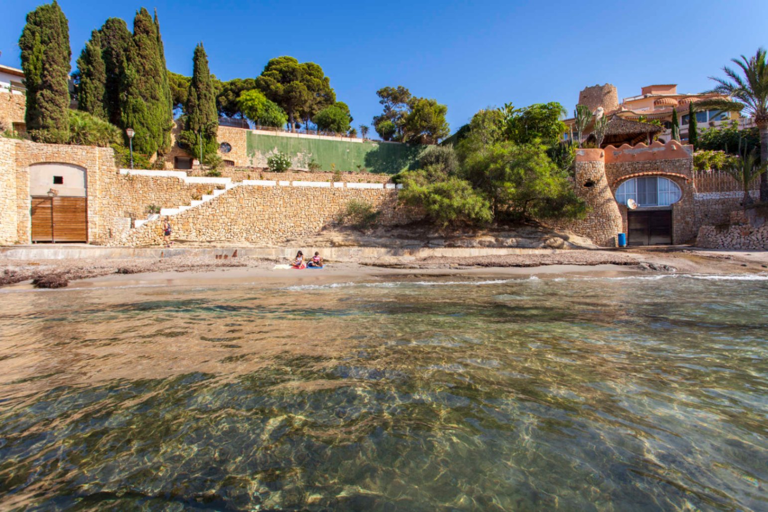 Villa exclusive à Benissa Costa avec vues infinies sur la mer et design minimaliste.