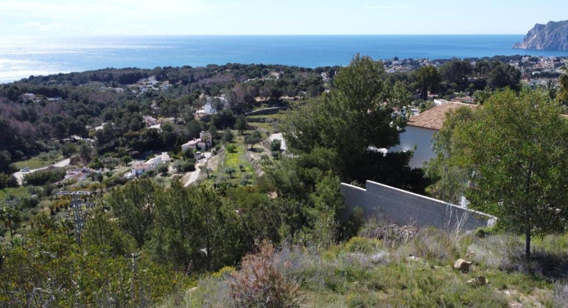 Exklusives Grundstück mit Panoramablick auf das Meer in Benisa