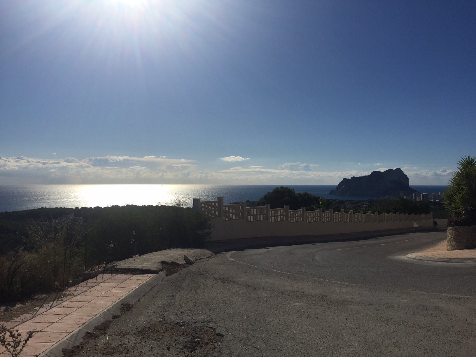 Exklusives Grundstück mit Panoramablick auf das Meer in Benisa