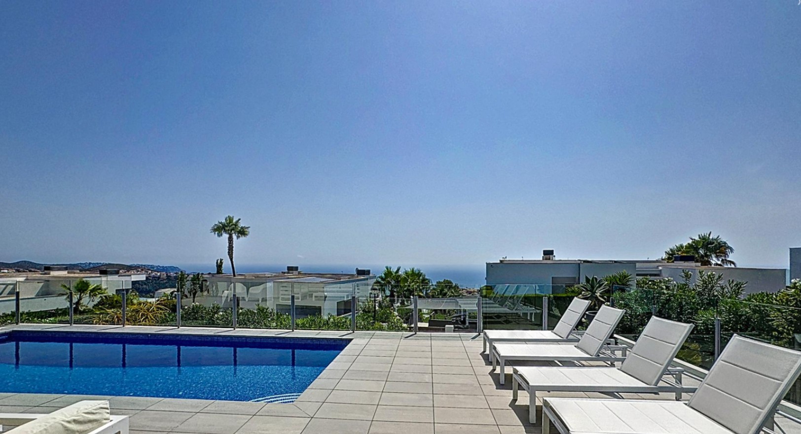 CBHN1199 - Villa moderne avec vue sur la mer dans une zone résidentielle de Moraira.