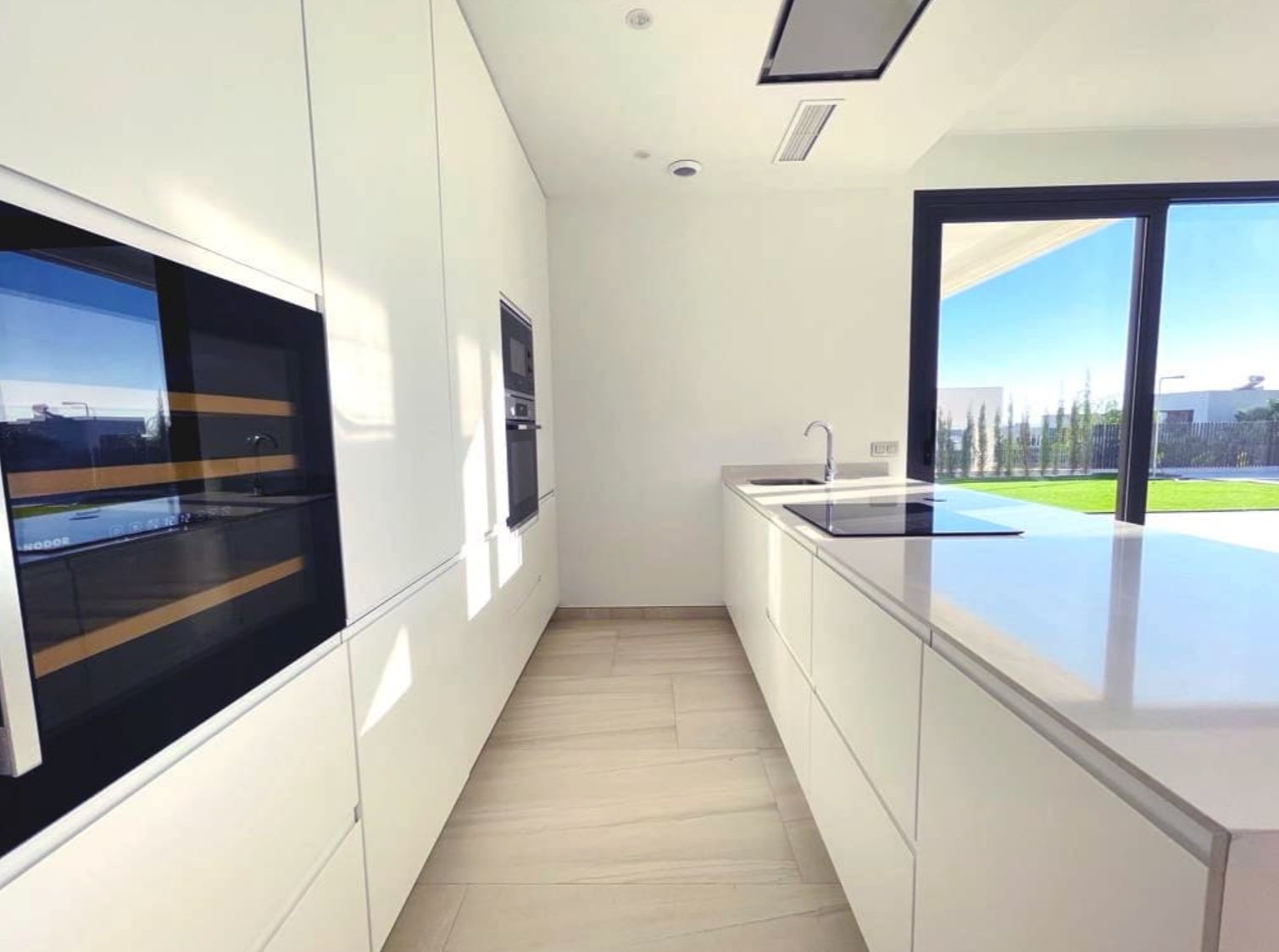 Villa moderne exclusive avec vue sur la mer à Sierra Cortina Benidorm