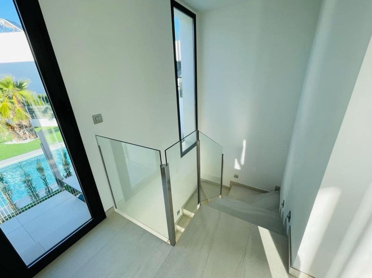 Villa moderne exclusive avec vue sur la mer à Sierra Cortina Benidorm