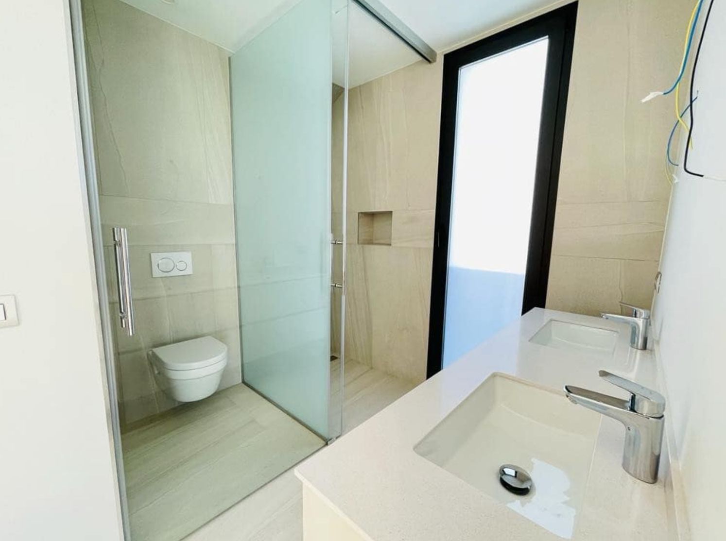 Villa moderne exclusive avec vue sur la mer à Sierra Cortina Benidorm