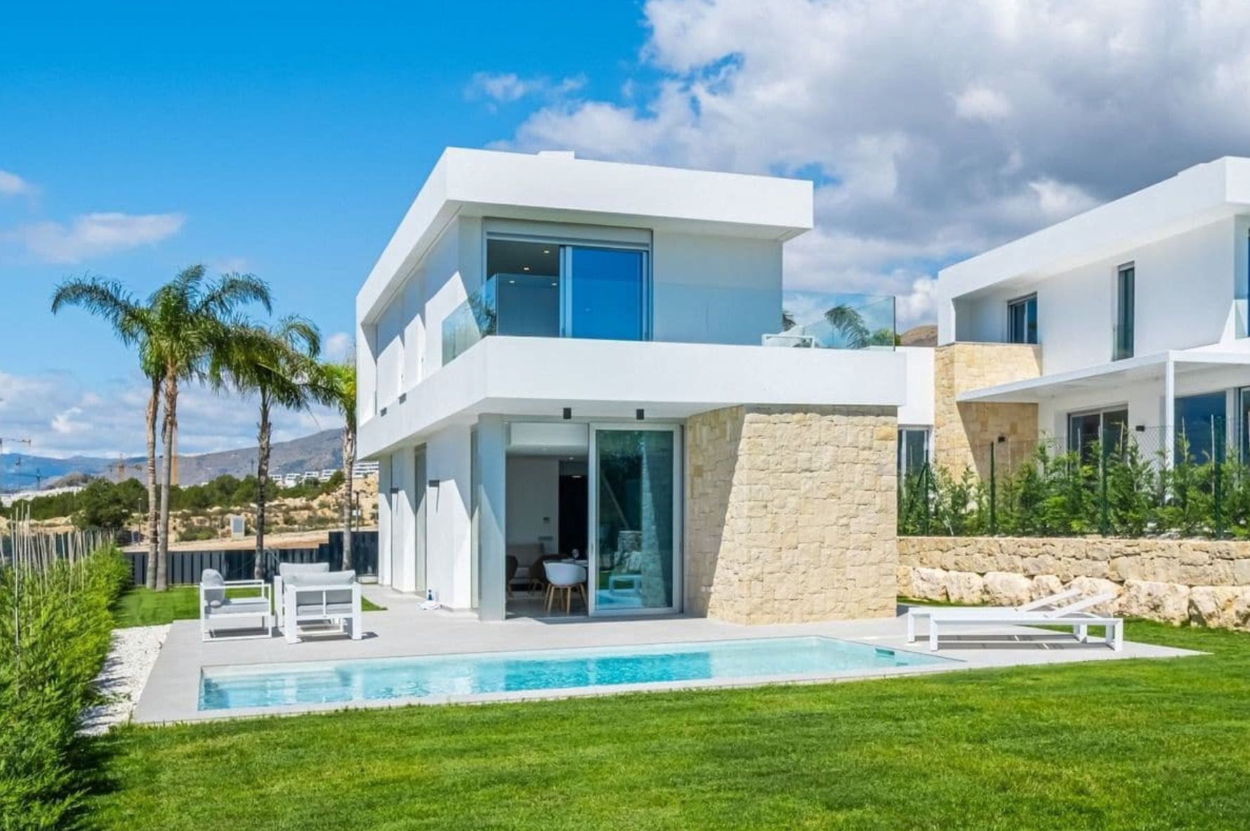 Villa moderne avec vue sur la mer à Sierra Cortina Benidorm
