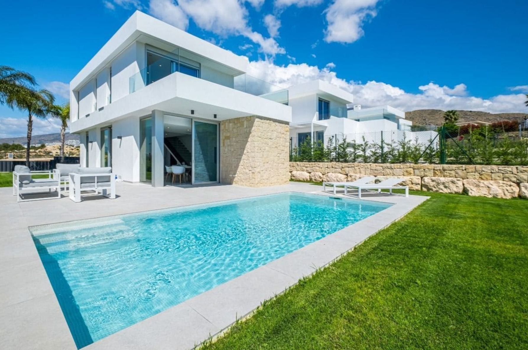 Villa moderne avec vue sur la mer à Sierra Cortina Benidorm