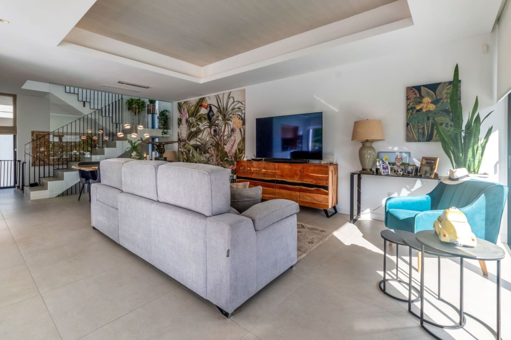 Villa contemporaine avec solarium et vues à Finestrat