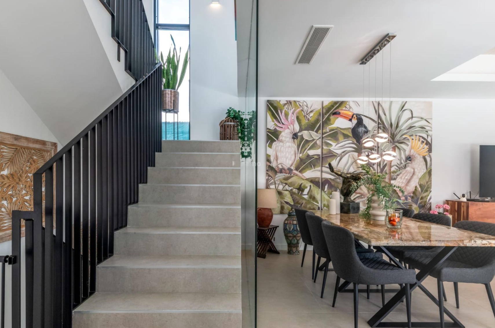 Villa contemporaine avec solarium et vues à Finestrat