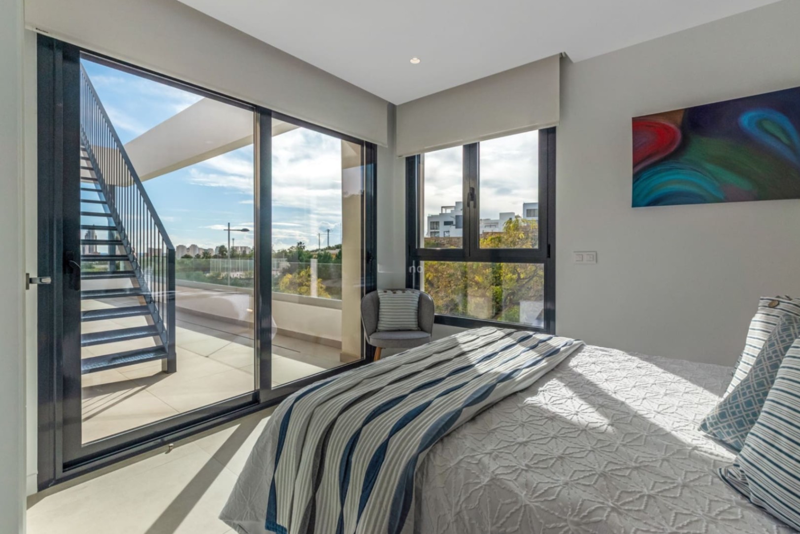 Villa contemporaine avec solarium et vues à Finestrat