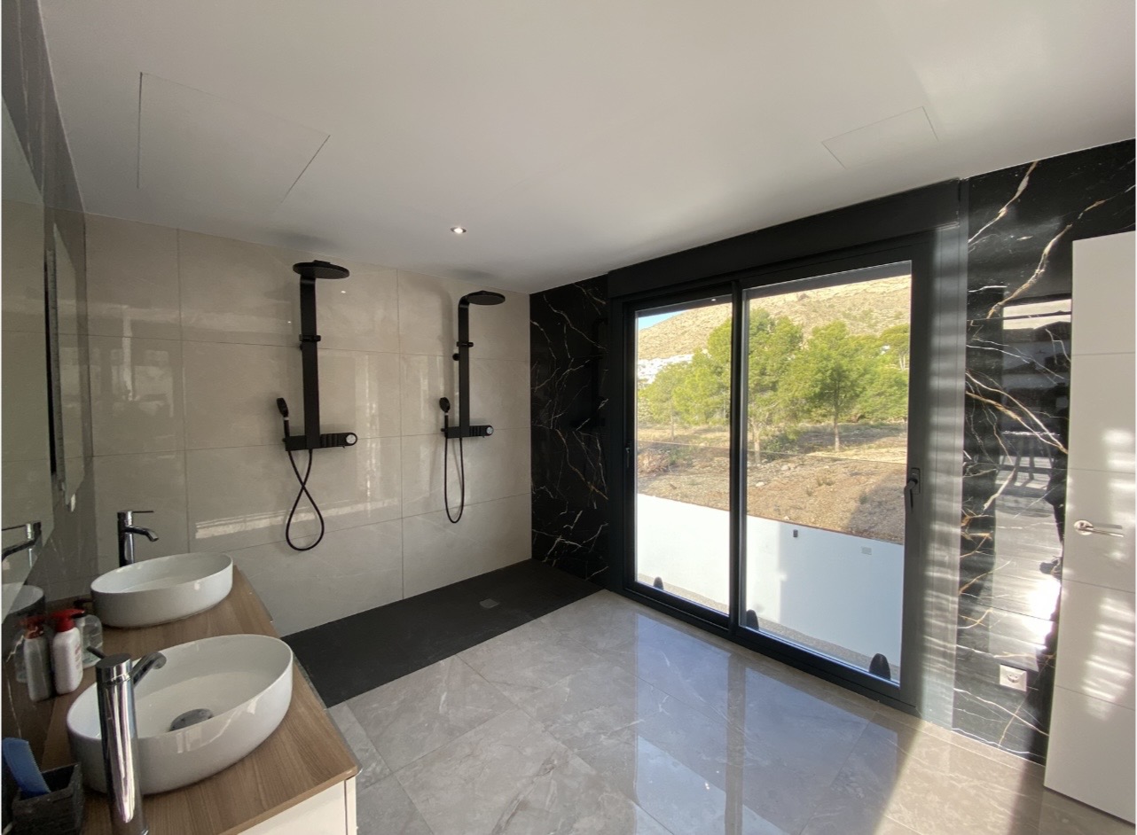 Villa till försäljning i Finestrat, Alicante