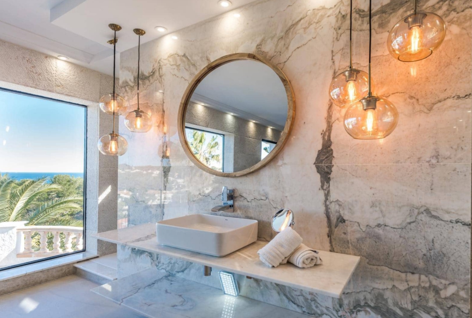 Villa méditerranéenne rénovée avec vue sur la mer à Balcón al Mar Jávea