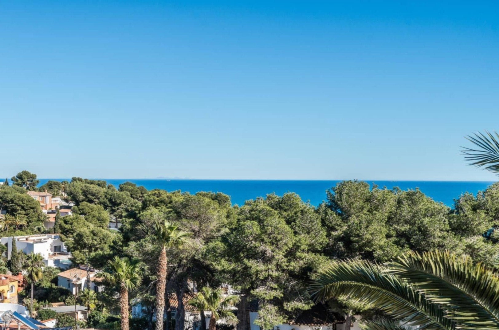 Villa méditerranéenne rénovée avec vue sur la mer à Balcón al Mar Jávea