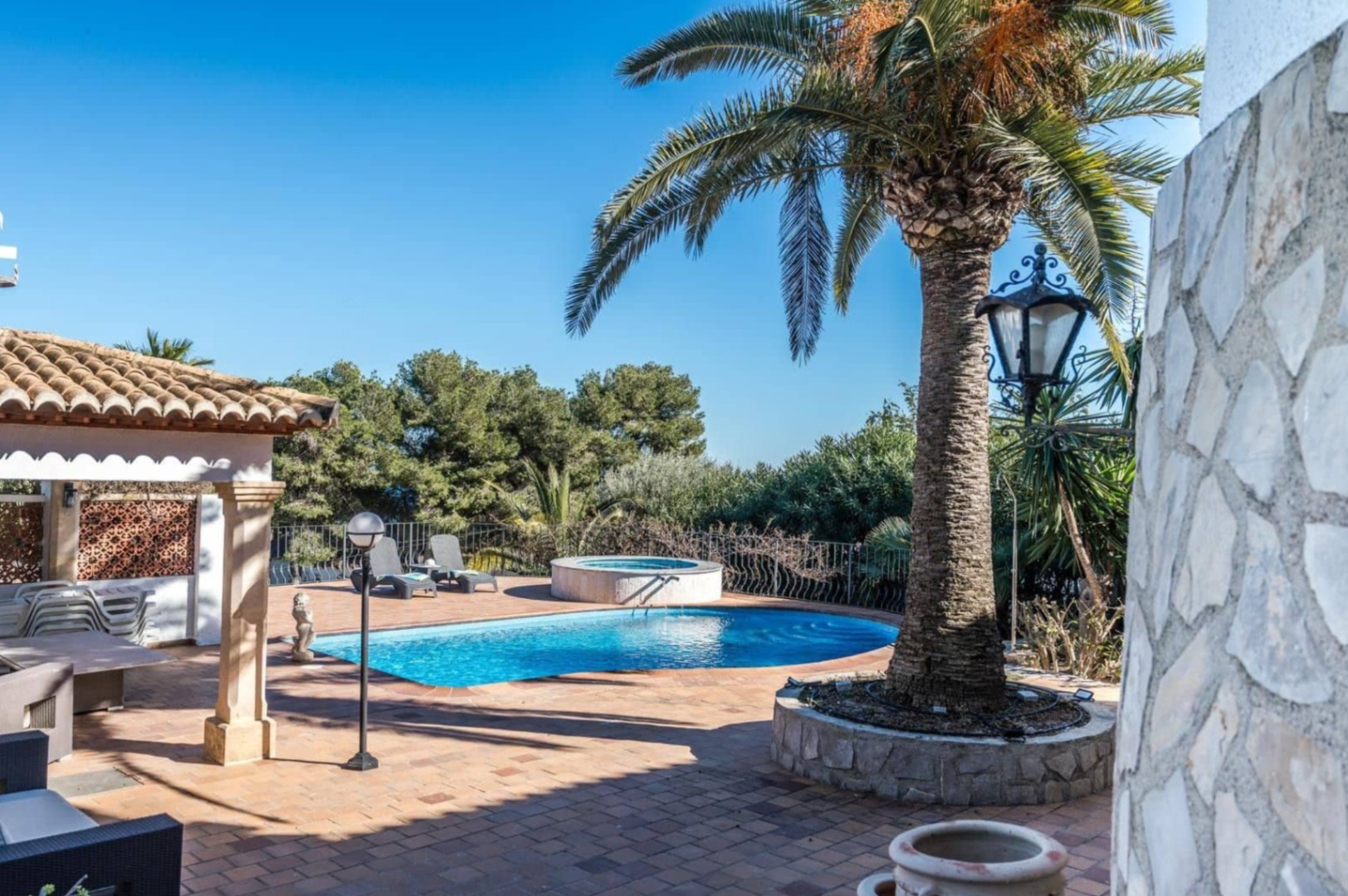 Villa méditerranéenne rénovée avec vue sur la mer à Balcón al Mar Jávea