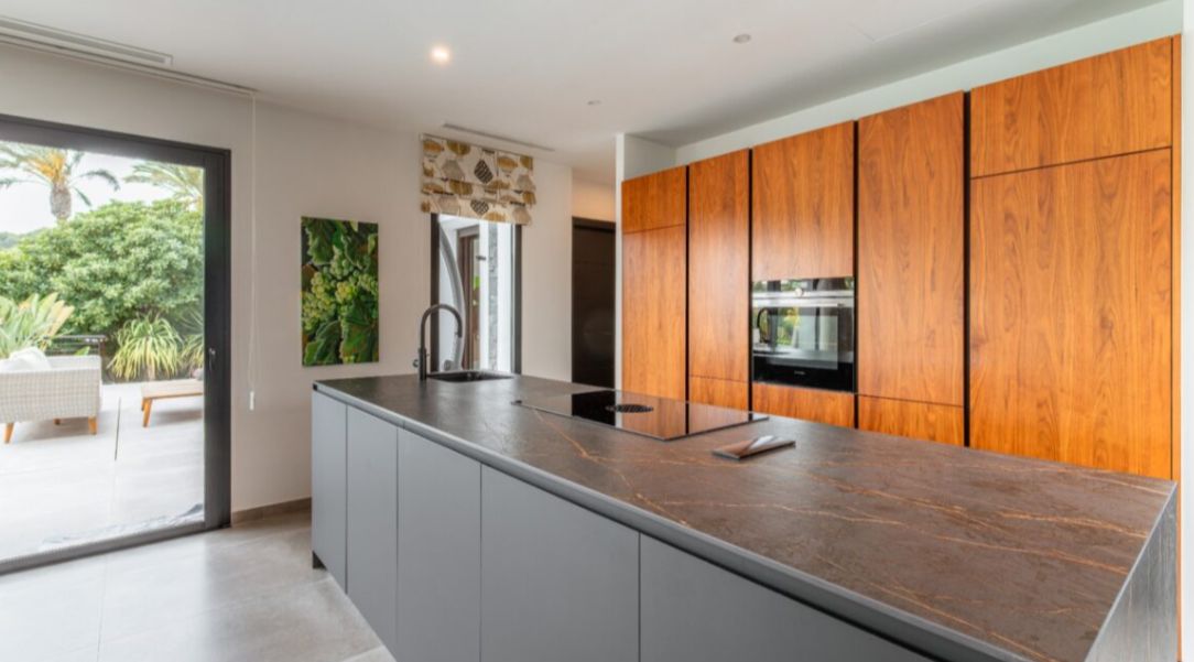 Villa contemporaine de haut niveau à Solpark, Moraira