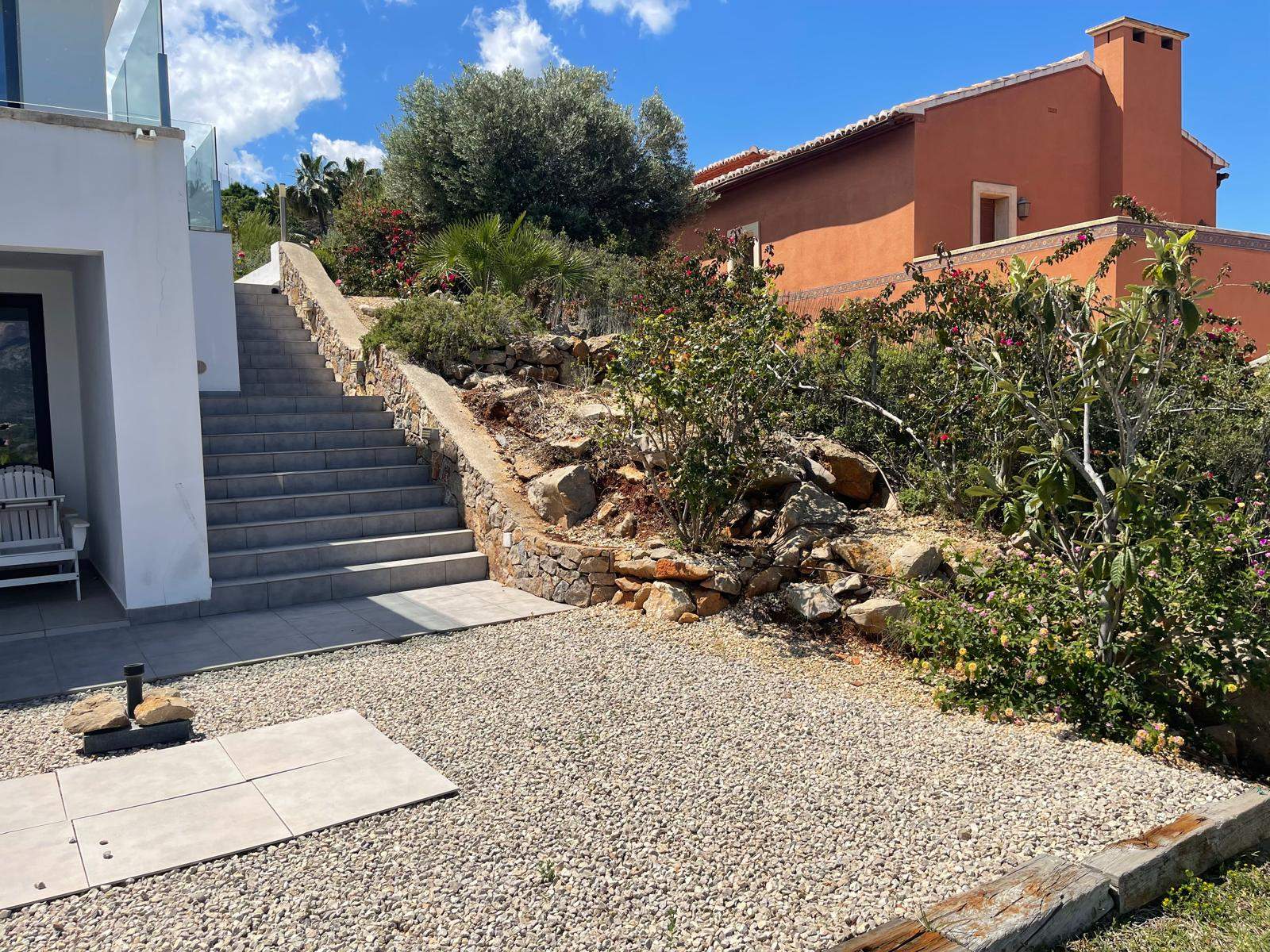 Villa Méditerranéenne Moderne avec Vues Panoramiques sur la Mer à La Sella