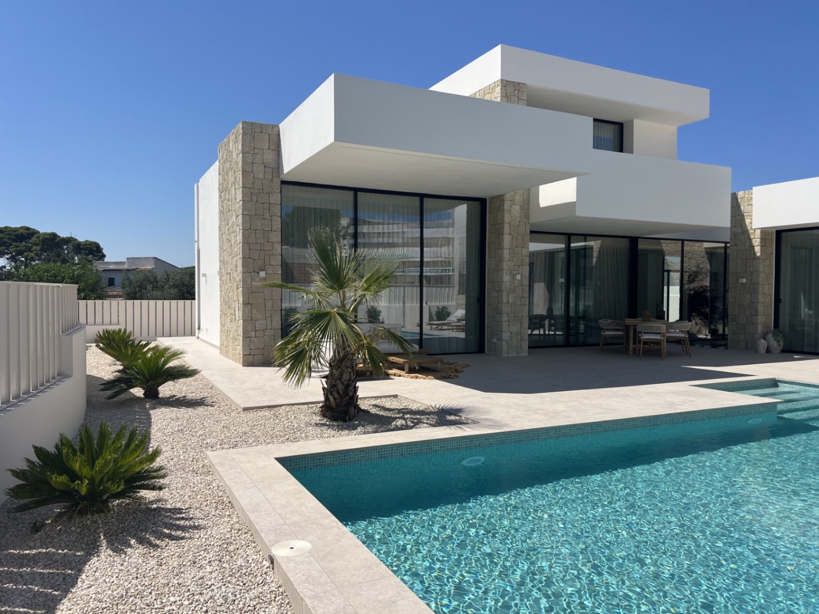 Luxuriöse zeitgenössische Villa in Dénia - Luxury Village Dénia