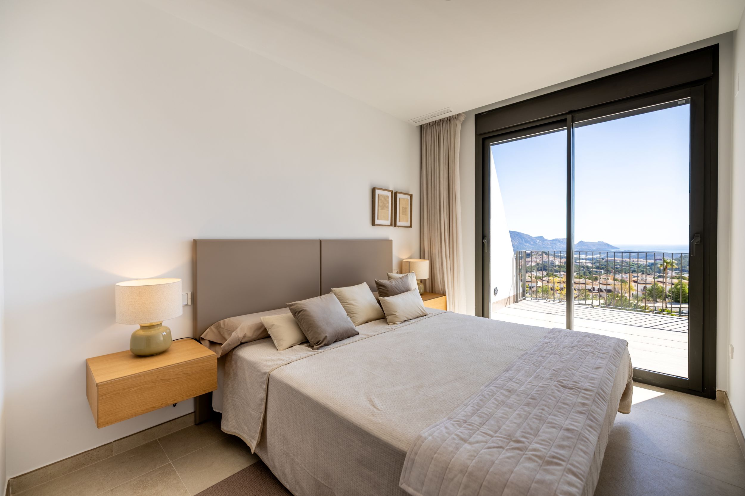Chalet de 3 dormitorios de obra nueva en Polop