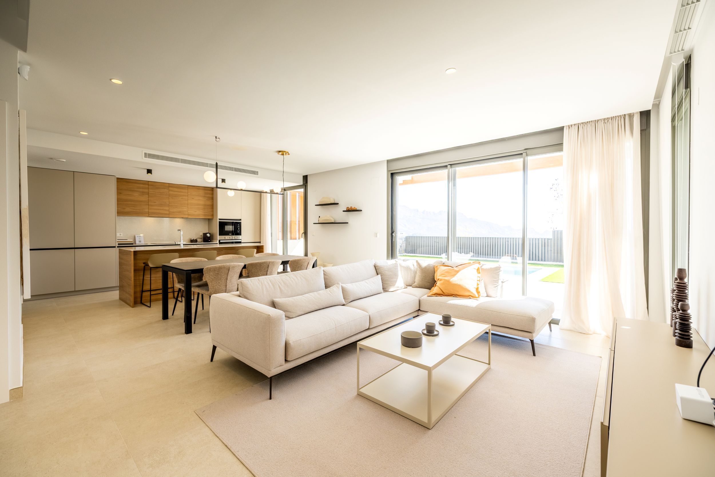 Chalet de 3 dormitorios de obra nueva en Polop