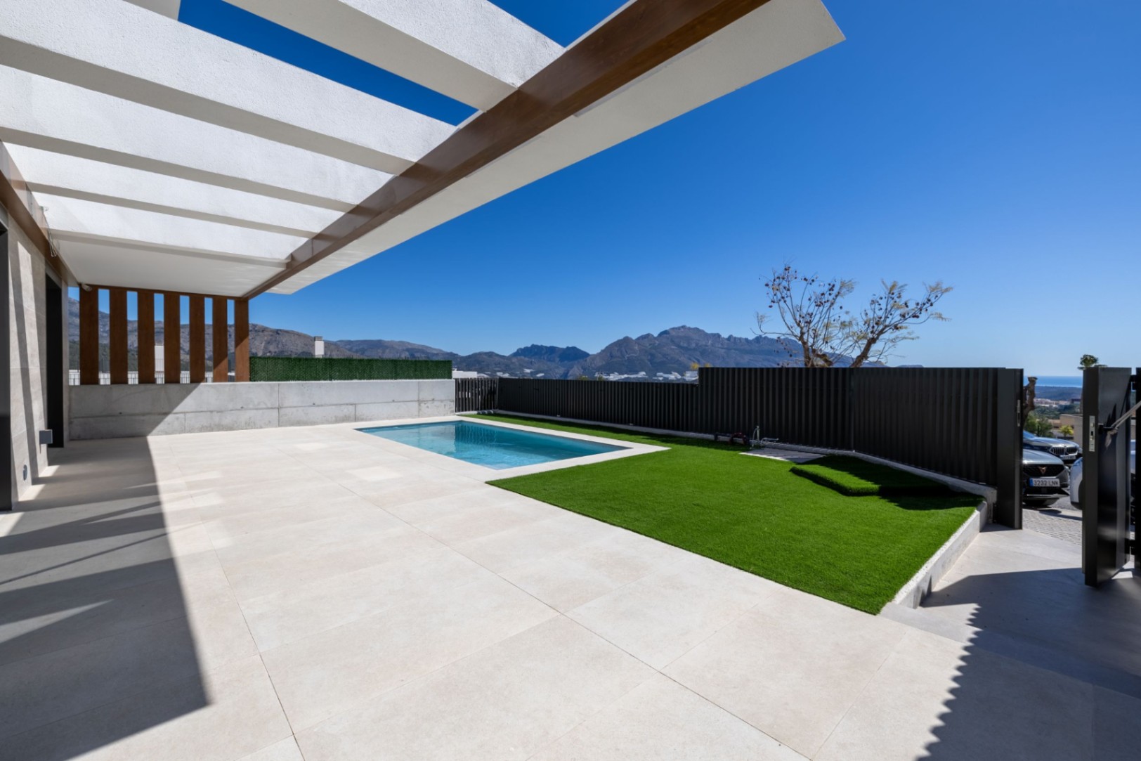 Chalet de 3 dormitorios de obra nueva en Polop