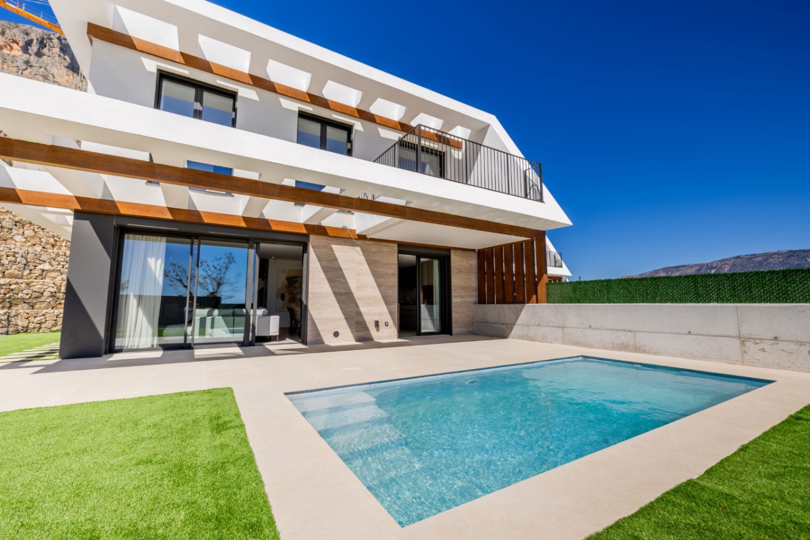 Chalet de 3 dormitorios de obra nueva en Polop