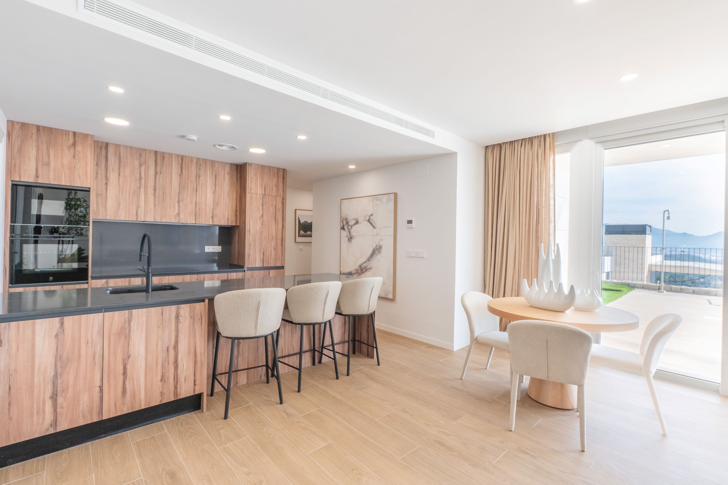 Villa moderne avec vue panoramique sur la mer à Polop