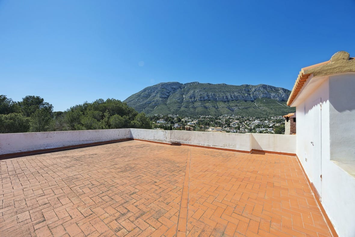 Villa zum Verkauf in der Gegend von Las Rotas in Dénia