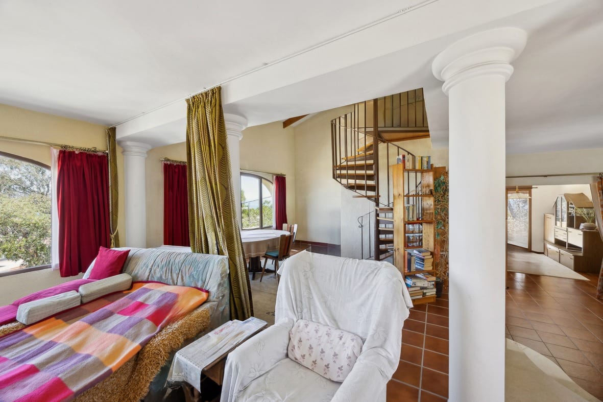 Villa zum Verkauf in der Gegend von Las Rotas in Dénia