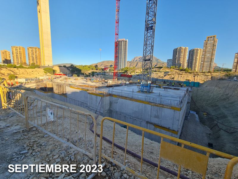 3 Bedroom Residences in Benidorm, Steps from Poniente Beach