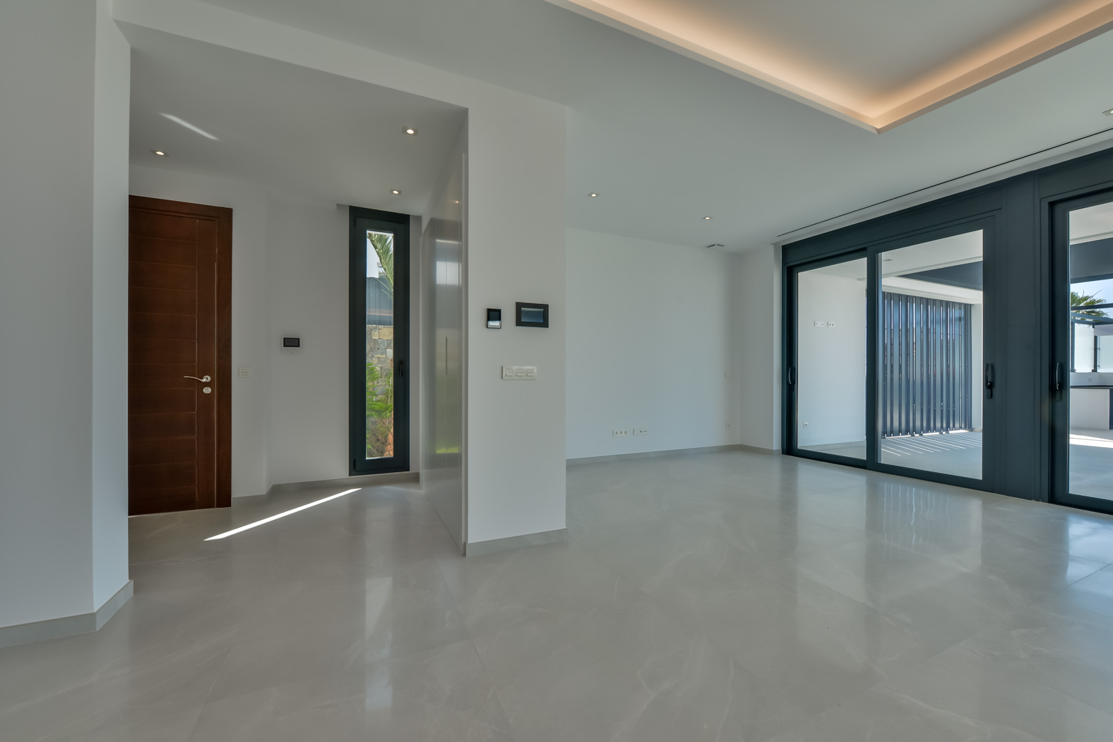 Prachtige moderne villa met uitzicht op zee in Benidorm