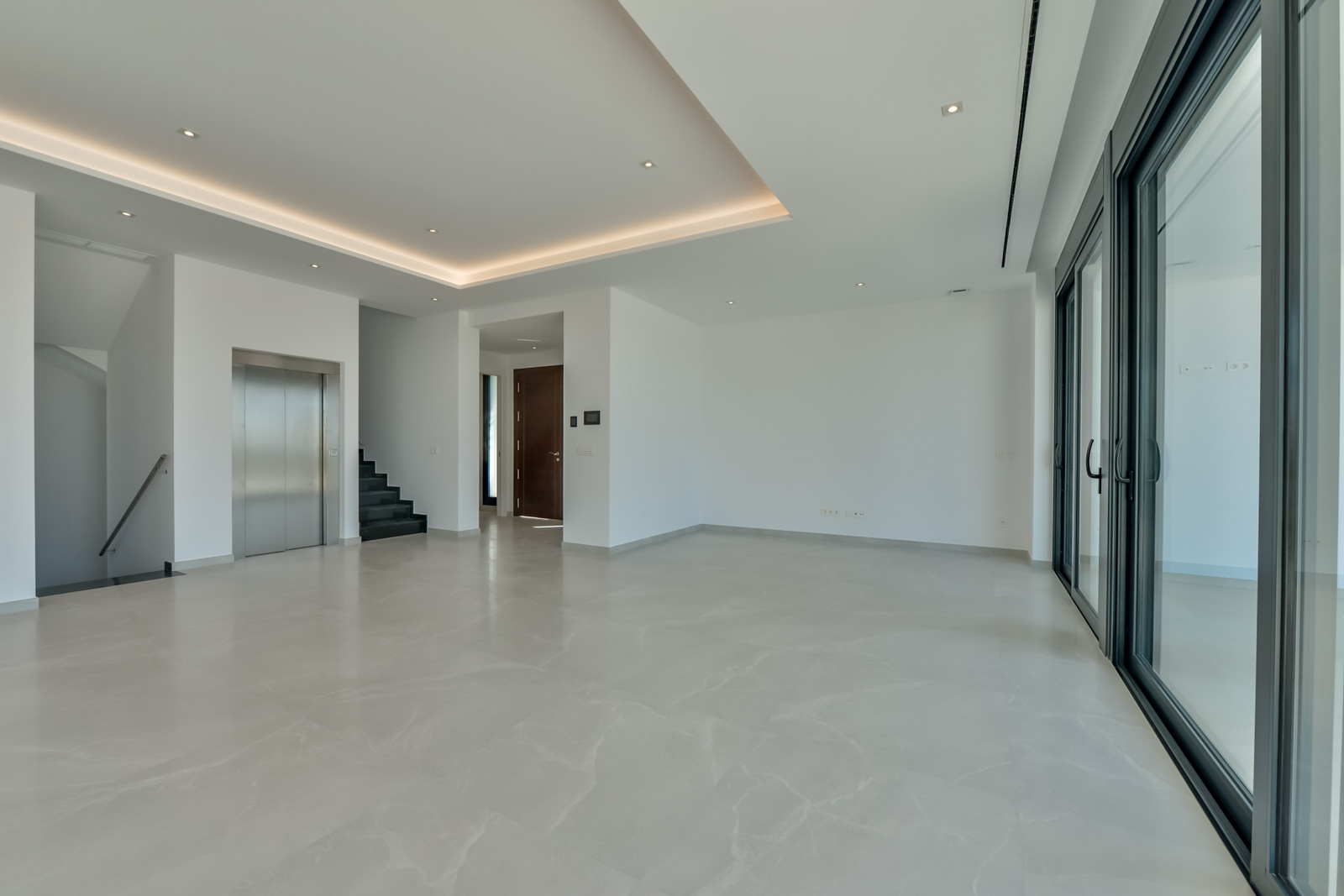 Prachtige moderne villa met uitzicht op zee in Benidorm