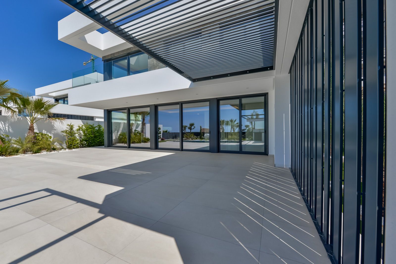 Prachtige moderne villa met uitzicht op zee in Benidorm