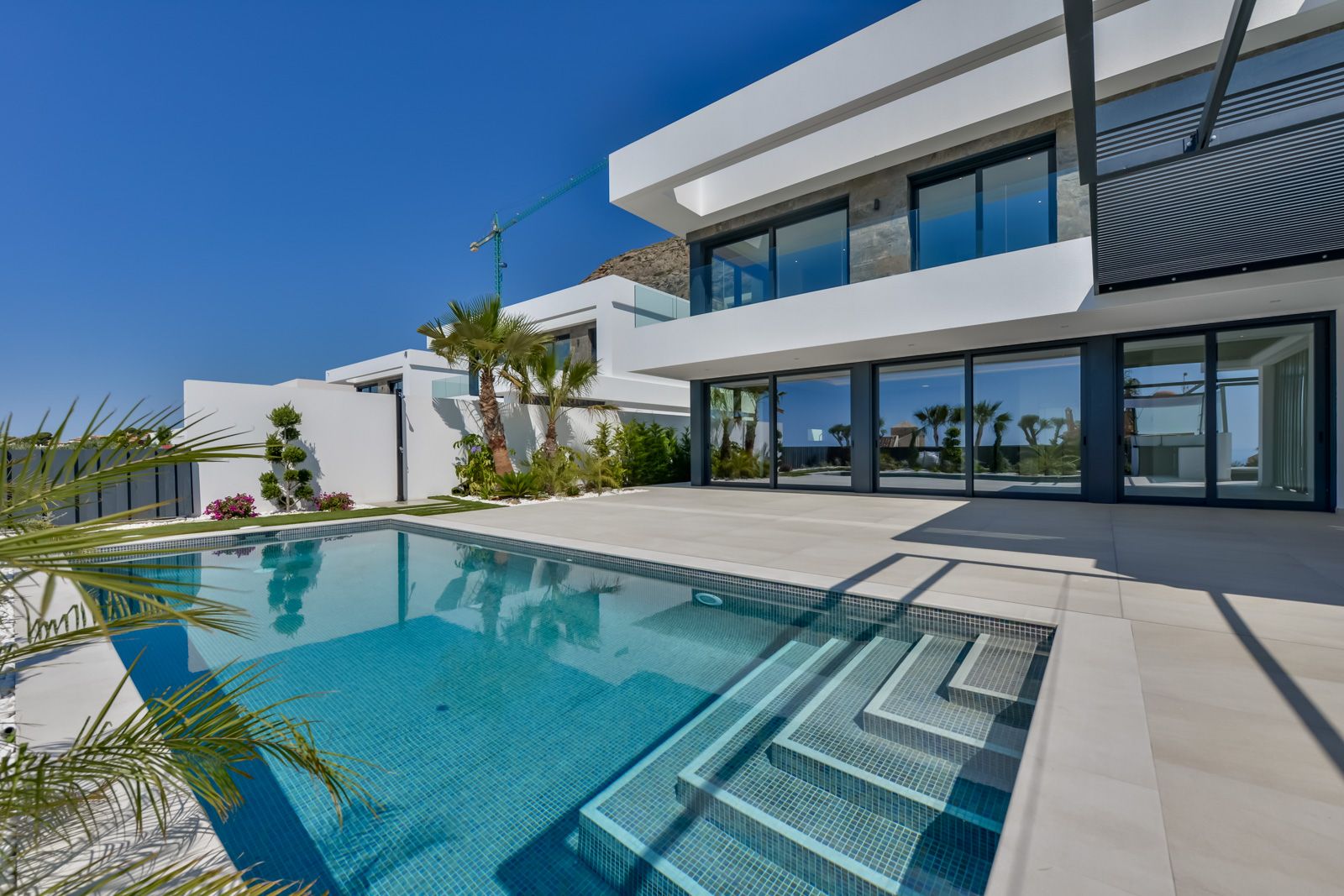 Prachtige moderne villa met uitzicht op zee in Benidorm