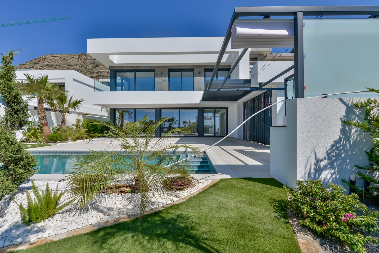 Prachtige moderne villa met uitzicht op zee in Benidorm