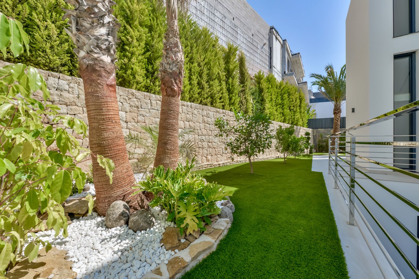 Prachtige moderne villa met uitzicht op zee in Benidorm