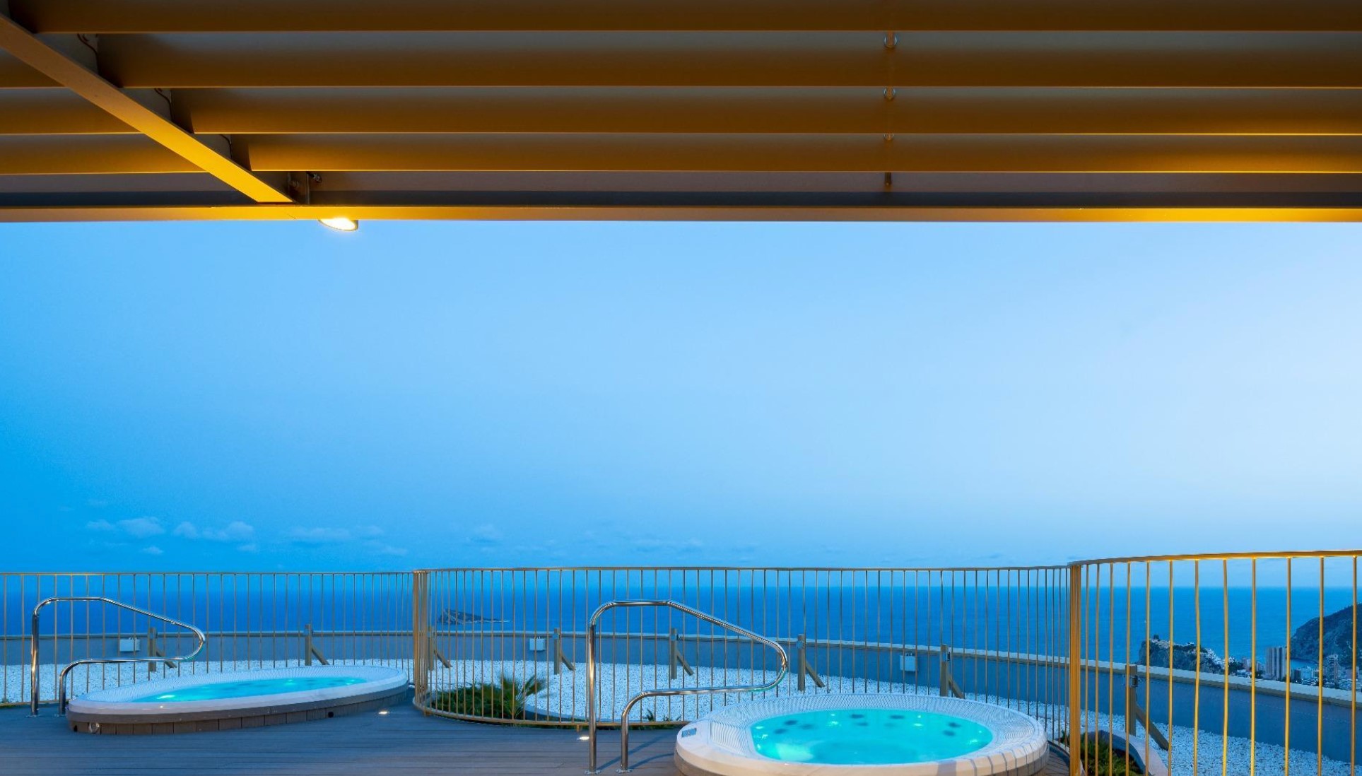 Wohnung am Strand von Poniente Benidorm, Etage 25