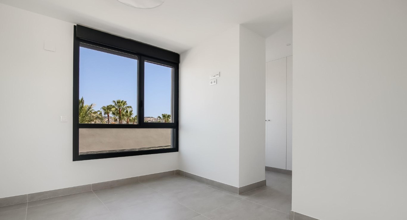 Zupełnie nowy dwupoziomowy penthouse w Jávea
