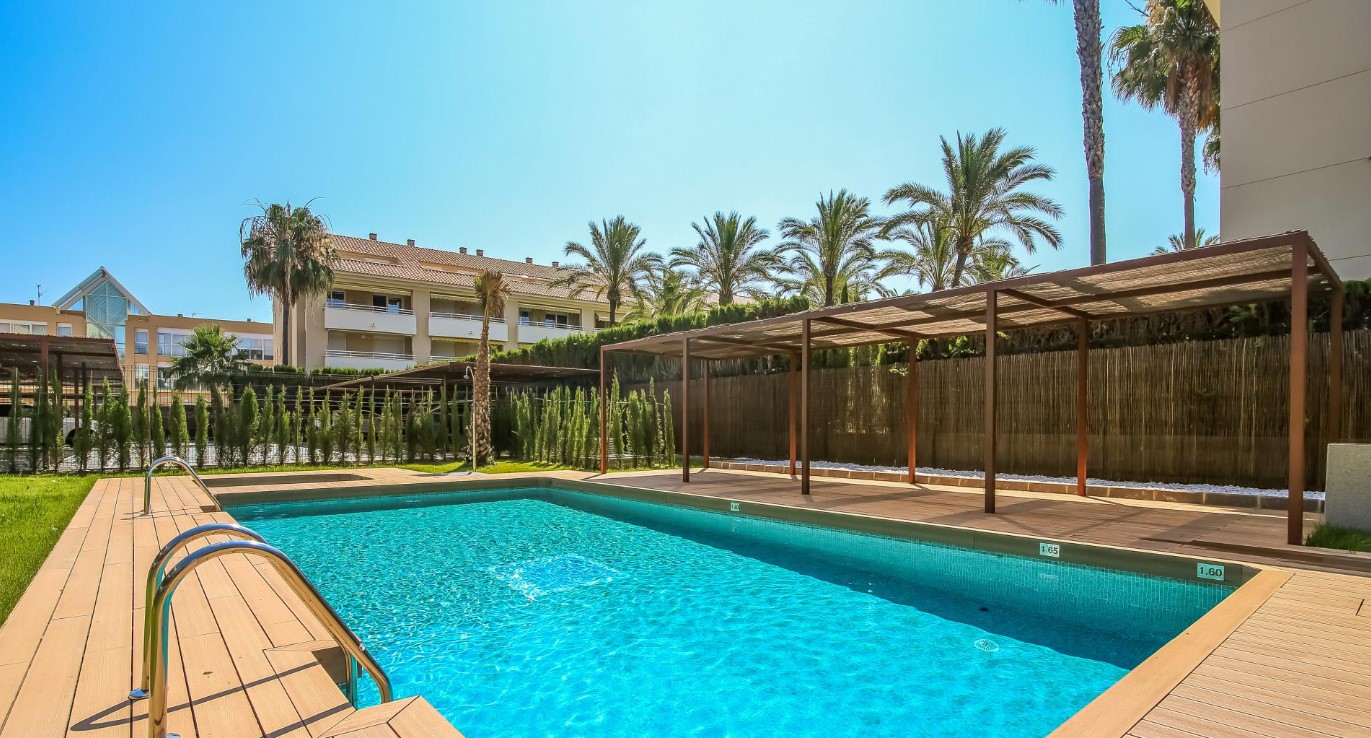 Zupełnie nowy dwupoziomowy penthouse w Jávea